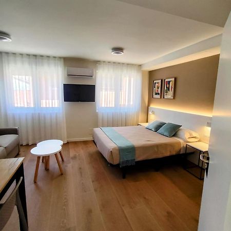 Vut Quinta La Villa Quintanadueñas Εξωτερικό φωτογραφία